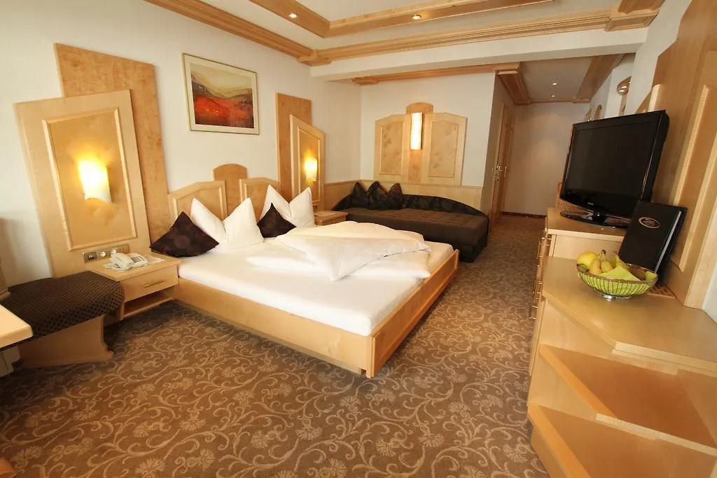 Alphotel Garni Salner 이스크글