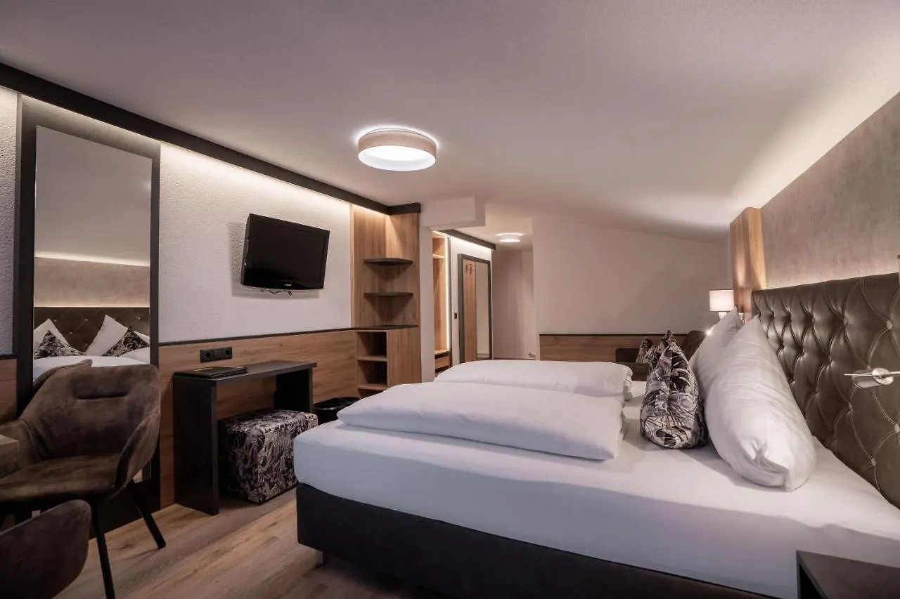 Alphotel Garni Salner Ischgl 4*,  Rakousko