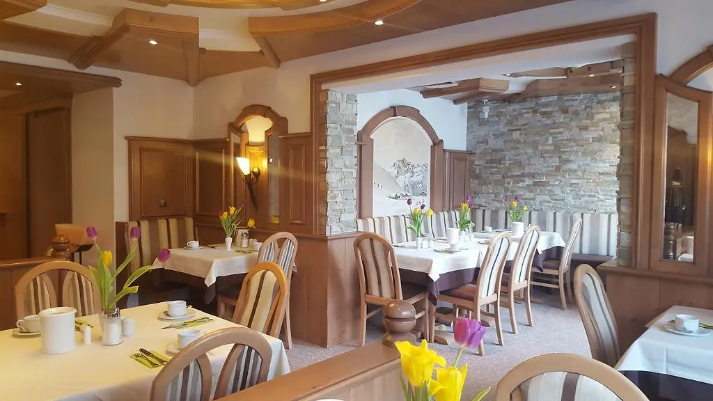 Hotel Alphotel Garni Salner Ischgl
